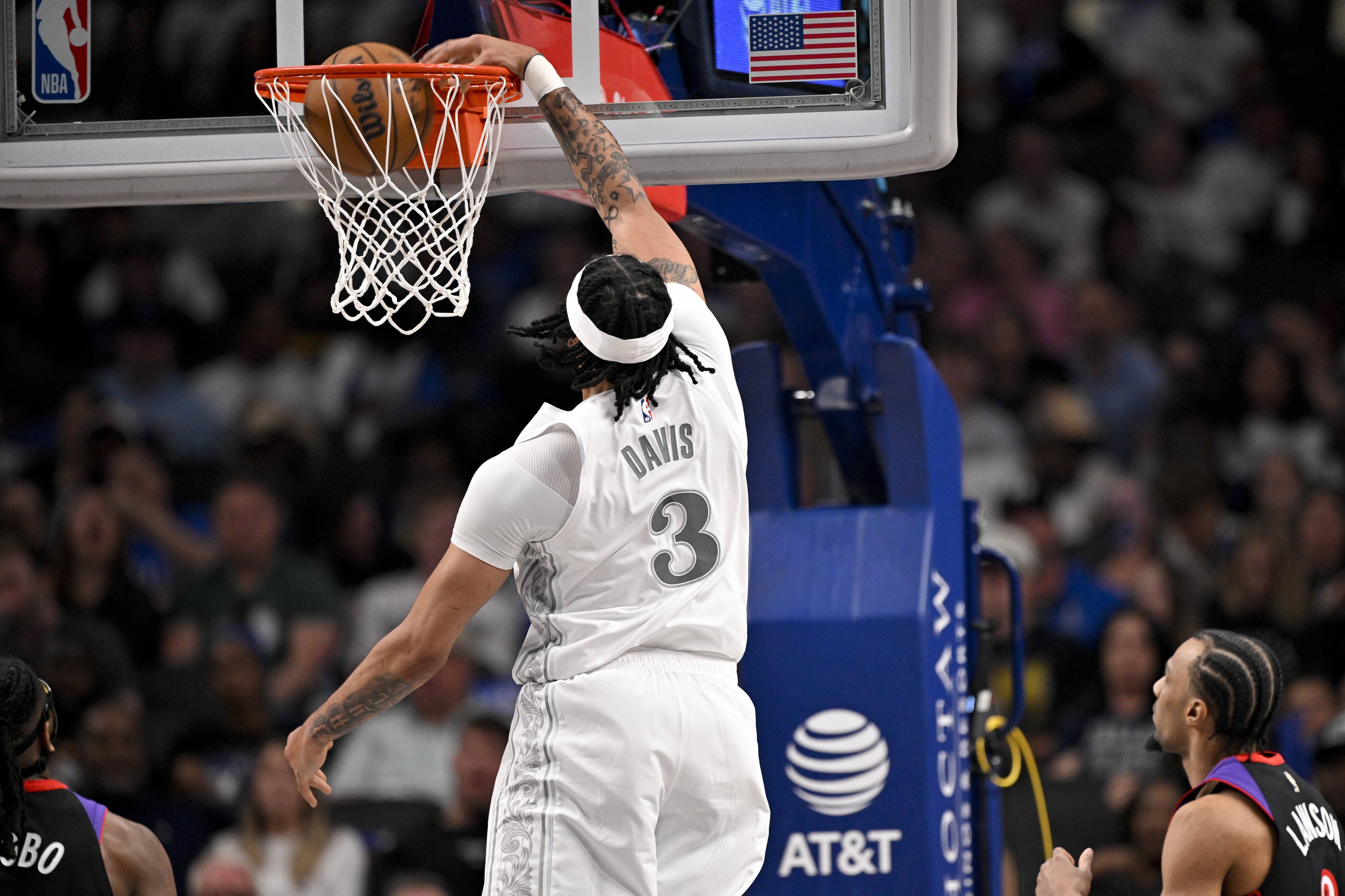 开云体育-包含浓眉哥迎来十二赛季出色发挥，老鹰观众热烈欢呼！的词条-开云体育