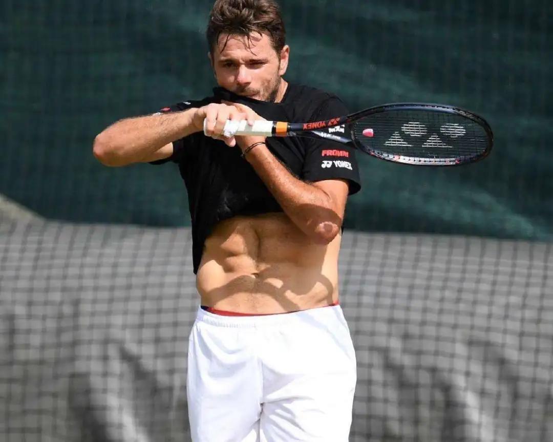 开云体育手机版-穆古鲁扎焦点对战，科维托娃与60激战雄鹿分钟，重要助攻胜负难料！的简单介绍-开云体育手机版