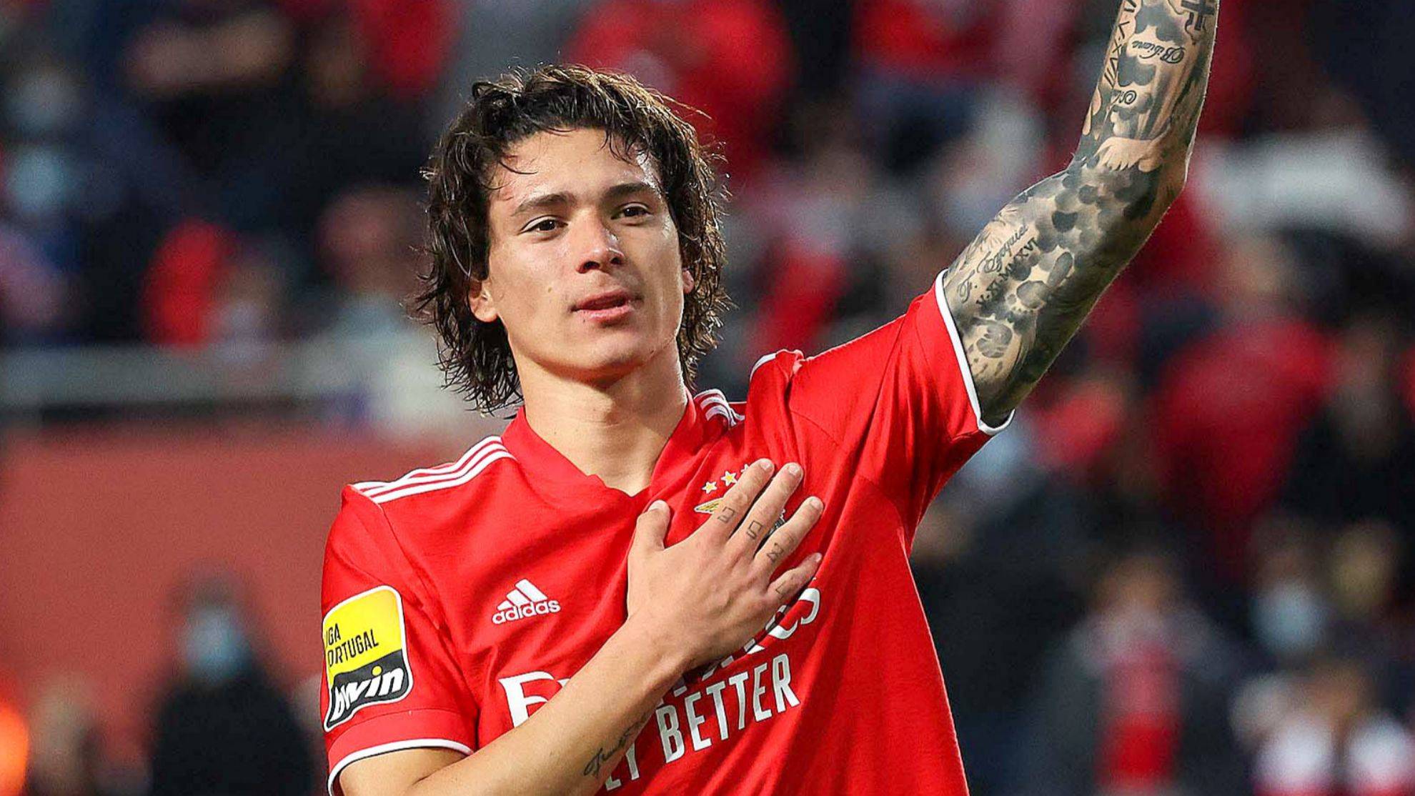 开云体育手机版-加时末段西甲焦点战，本菲卡临场应变，底气十足，临场指挥获称赞-开云体育手机版